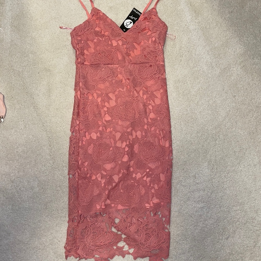 NWT Crochet lace strappy midi dress in BLUSH